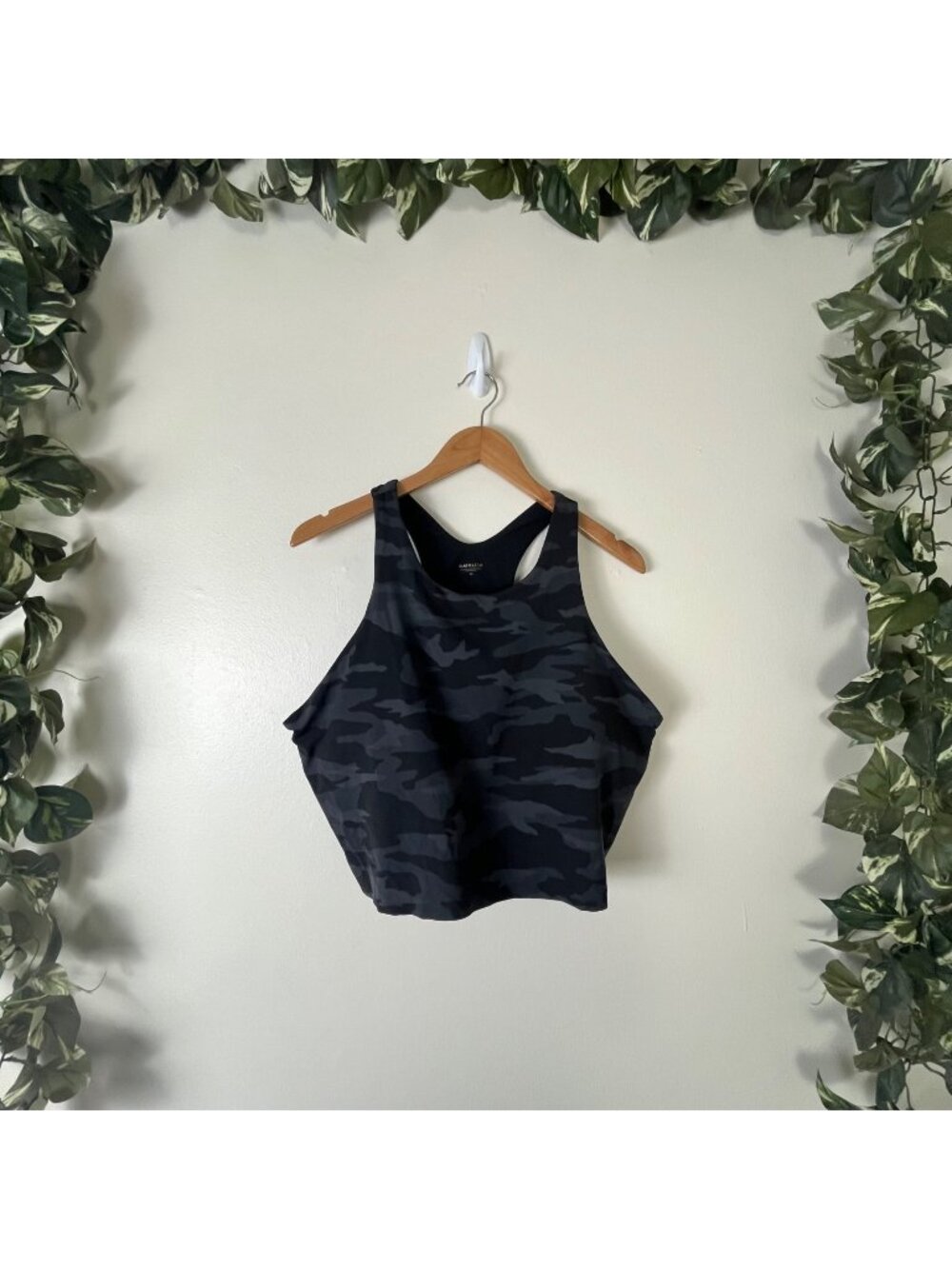Athleta Athletic Conscious Crop Sports Bra Tank Camo Grey Black Women’s Sz 2x